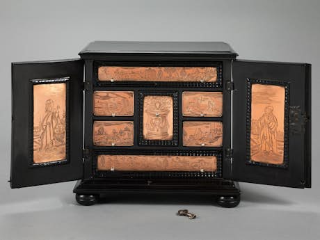 Miniatur-Kabinettkästchen des 17. Jahrhunderts